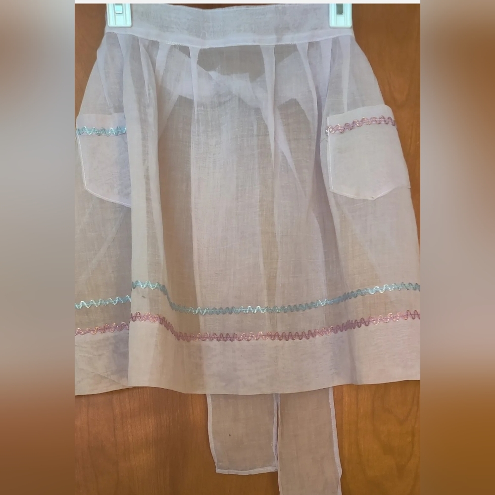Vintage 60's Lavender Illusion Fancy Hostess Apron RicRac ESTATE